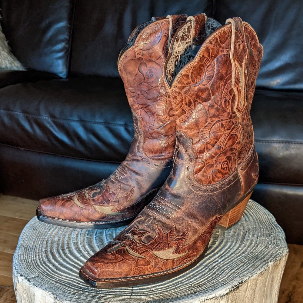 Ariat Dahlia Distressed Leather Boots